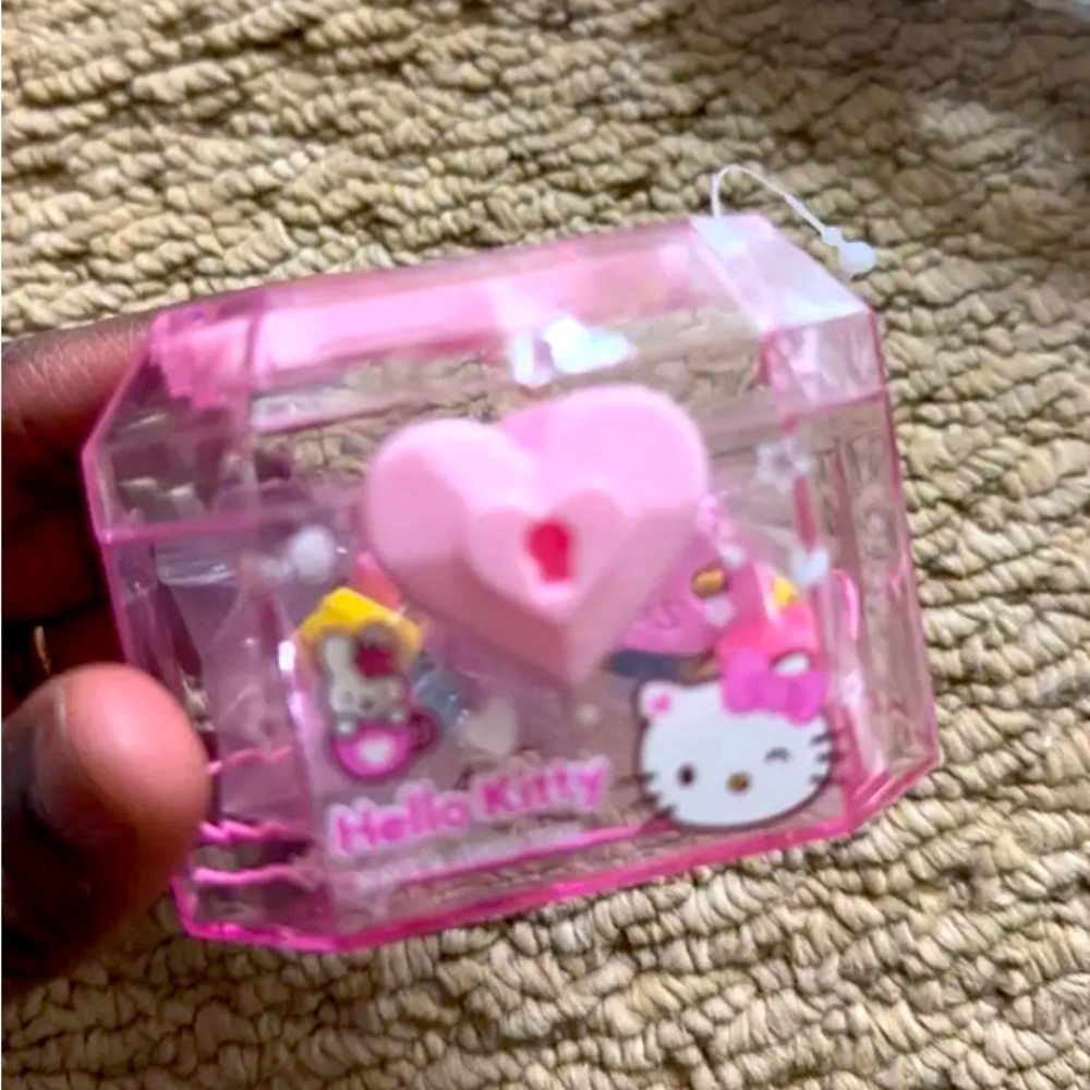Nwt Hello kitty little lock box! 🔐
